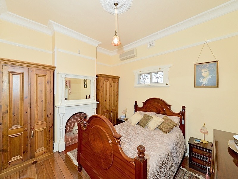 133 Curtin Avenue, Cottesloe WA 6011