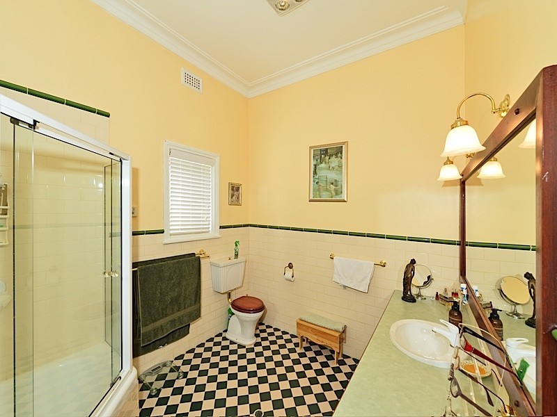 133 Curtin Avenue, Cottesloe WA 6011