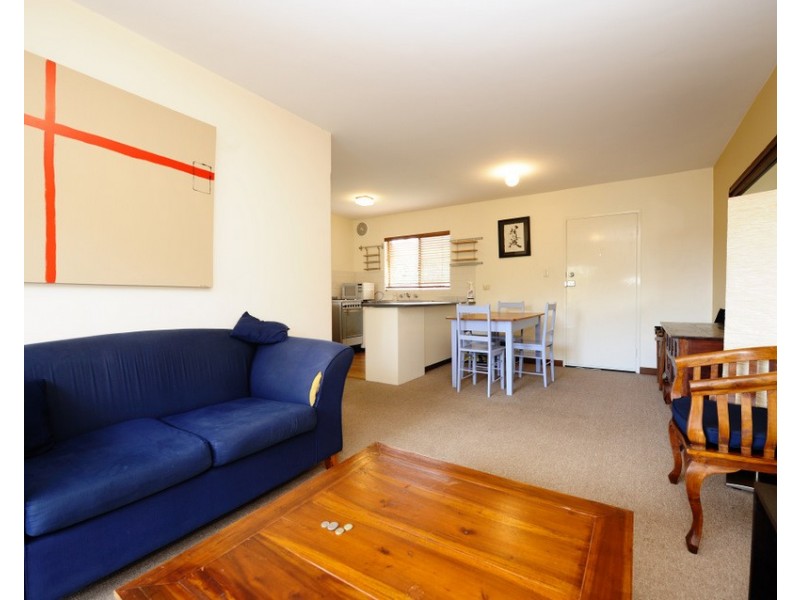 8/453 Stirling Highway, Cottesloe WA 6011