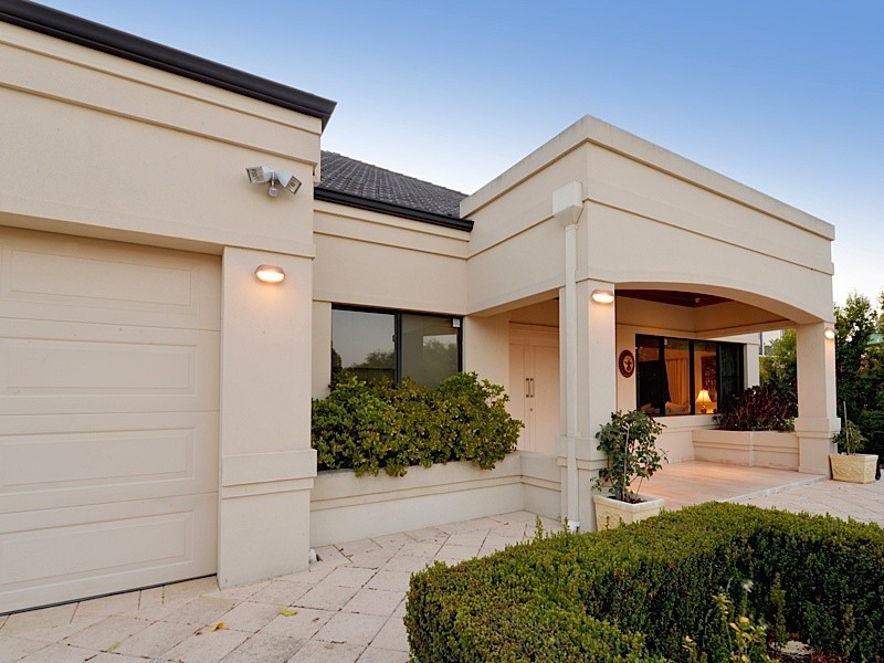 11 Lambeth Mews, Mount Claremont WA 6010