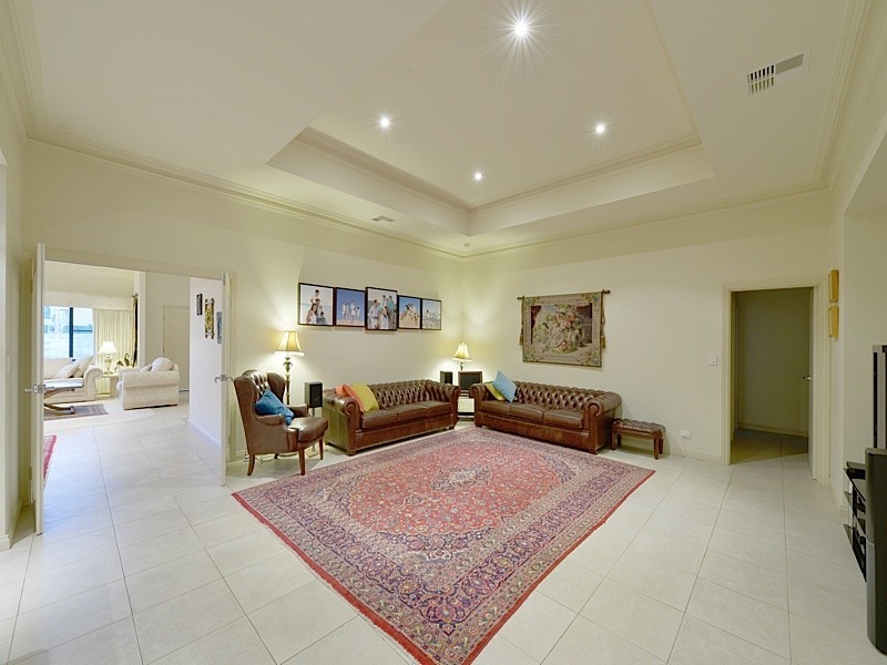 11 Lambeth Mews, Mount Claremont WA 6010