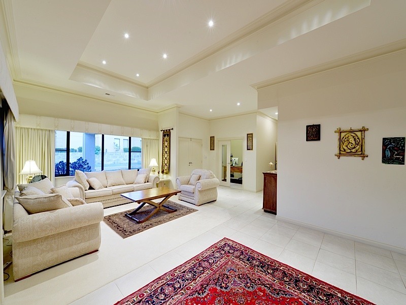 11 Lambeth Mews, Mount Claremont WA 6010