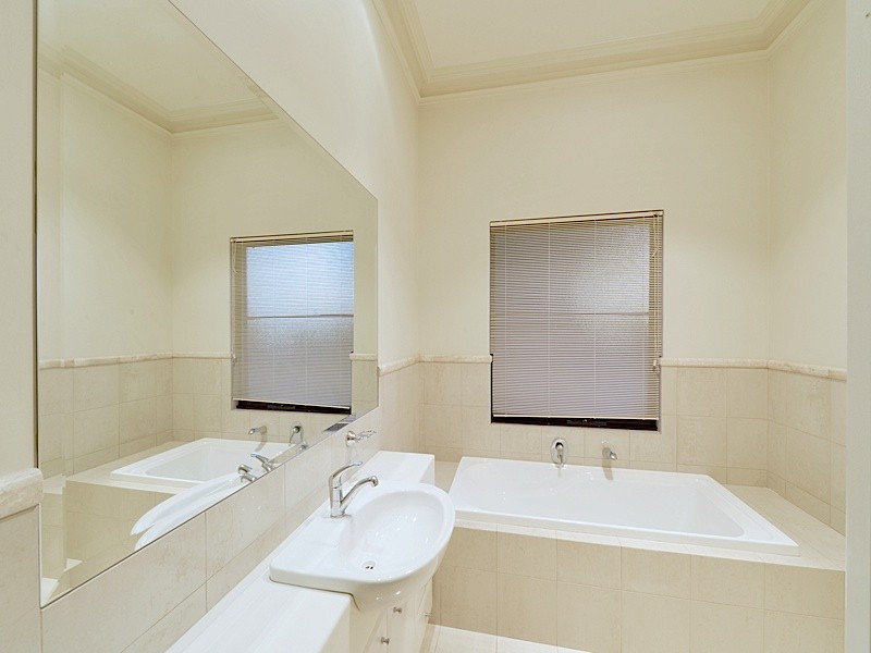 11 Lambeth Mews, Mount Claremont WA 6010