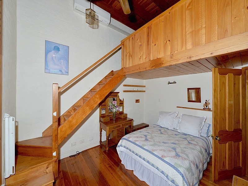 2/51 Rule Street, North Fremantle WA 6159