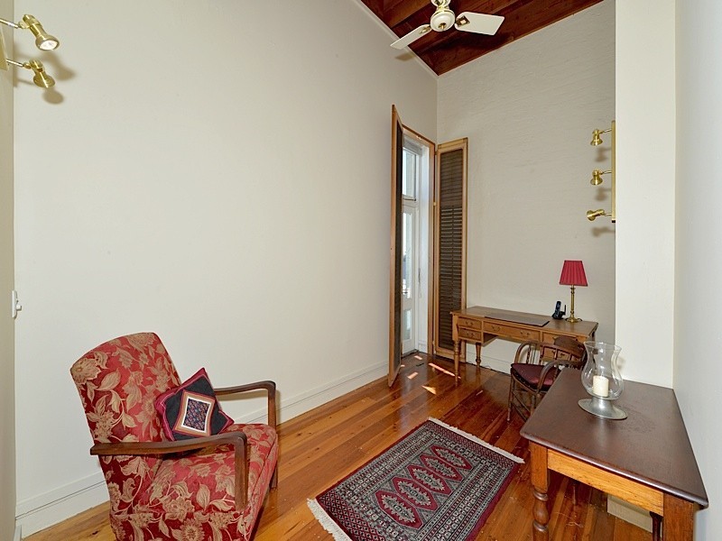 2/51 Rule Street, North Fremantle WA 6159