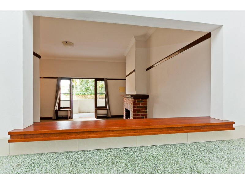 2/72 Stirling Highway, Nedlands WA 6009