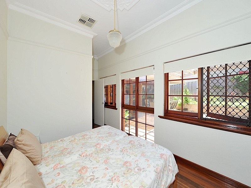 28 Kathleen Street, Cottesloe WA 6011