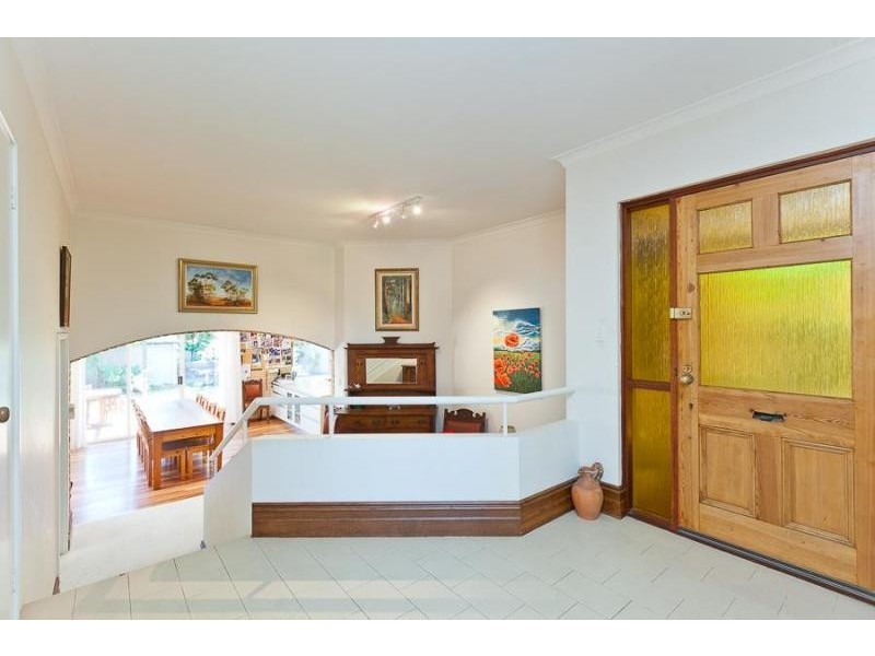 22 Gibney Street, Cottesloe WA 6011