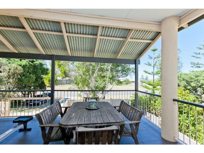 22 Gibney Street, Cottesloe WA 6011