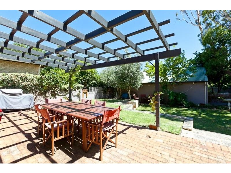 22 Gibney Street, Cottesloe WA 6011