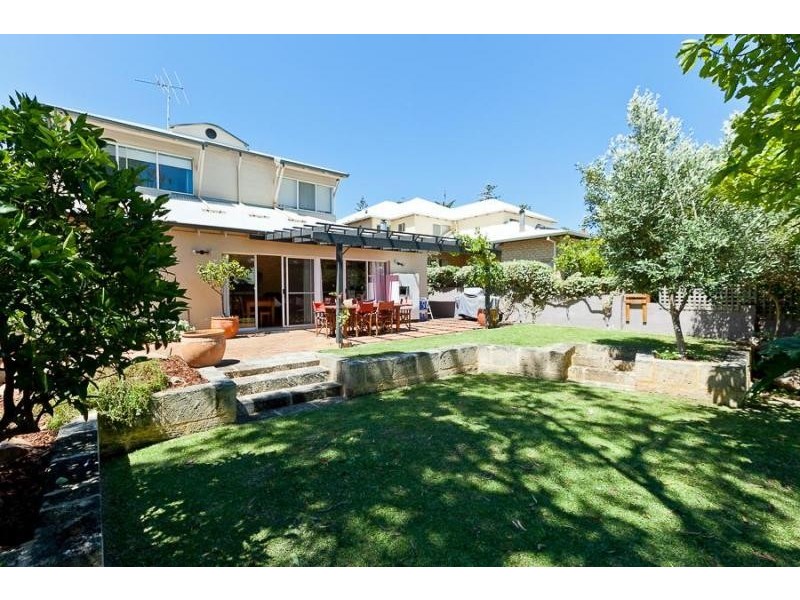 22 Gibney Street, Cottesloe WA 6011