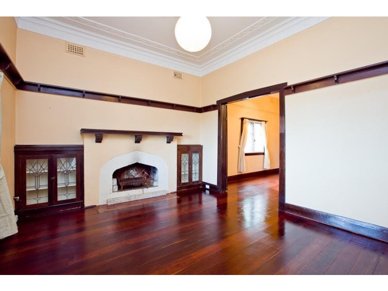 40 Tenth Ave, Inglewood WA 6052