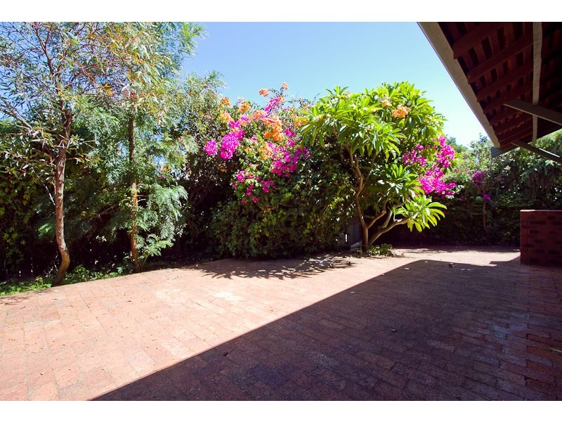 17a Burt Street, Cottesloe WA 6011
