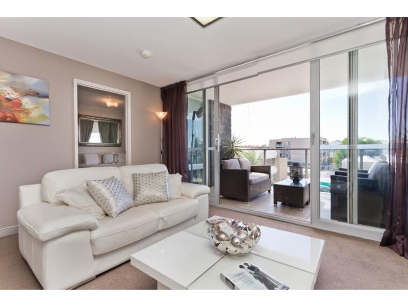 310/403 Newcastle Street, Northbridge WA 6003