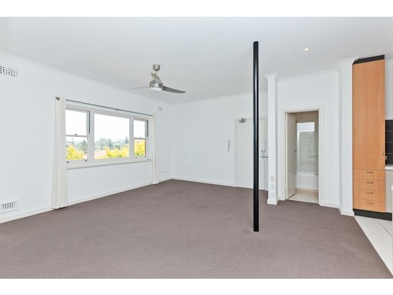 11/126 Forrest street, Peppermint Grove WA 6011