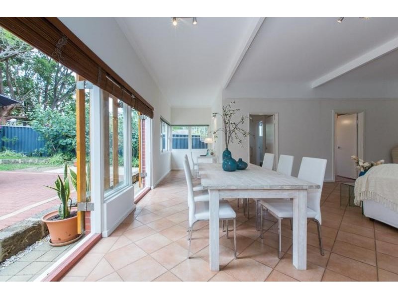 79 Curtin Avenue, Cottesloe WA 6011