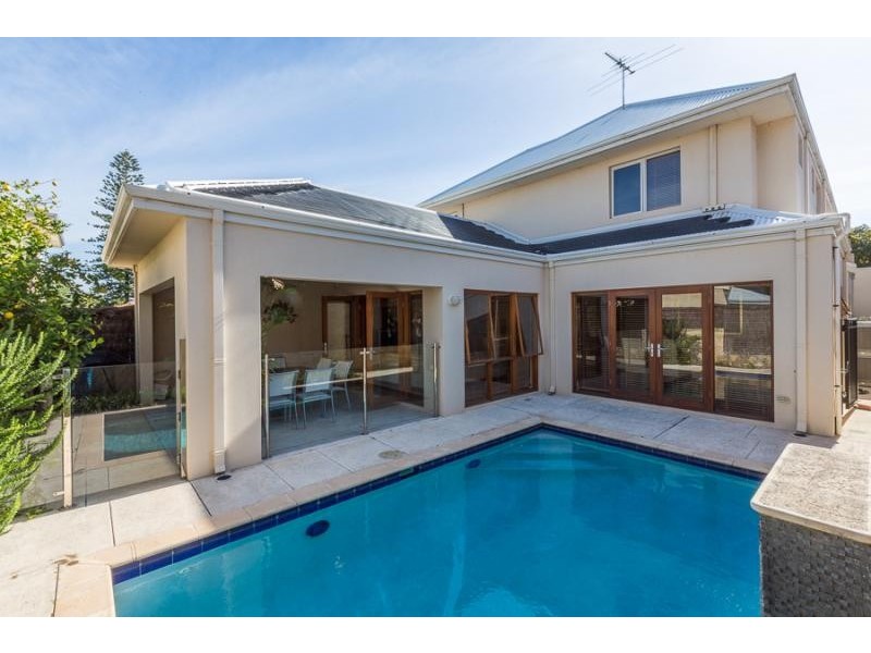 2 Griver Street, Cottesloe WA 6011