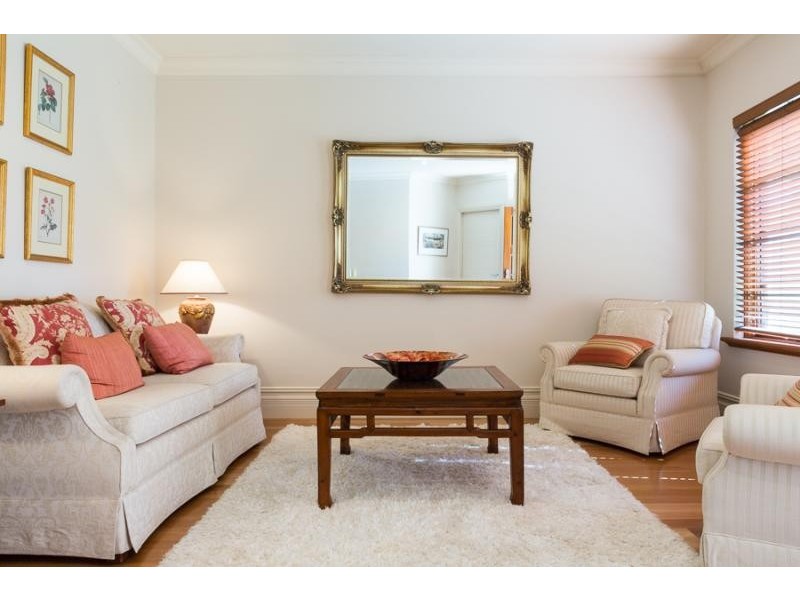 2 Griver Street, Cottesloe WA 6011