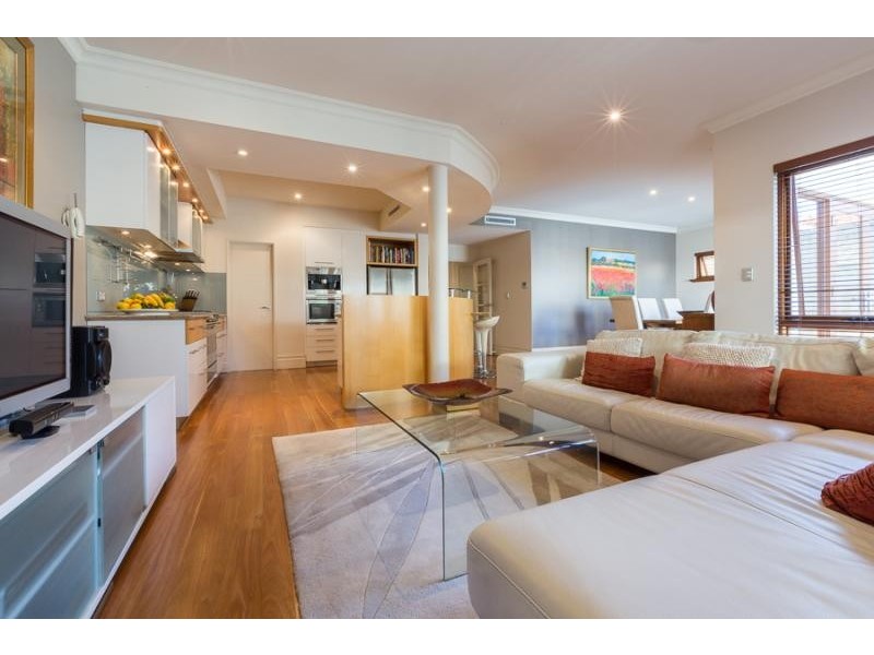 2 Griver Street, Cottesloe WA 6011