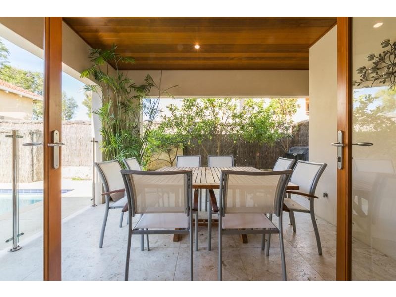 2 Griver Street, Cottesloe WA 6011