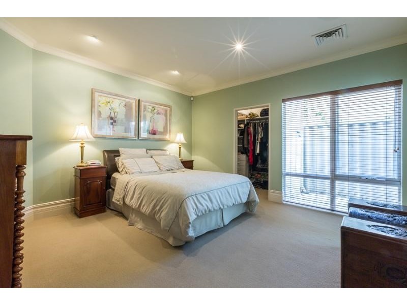 2 Griver Street, Cottesloe WA 6011