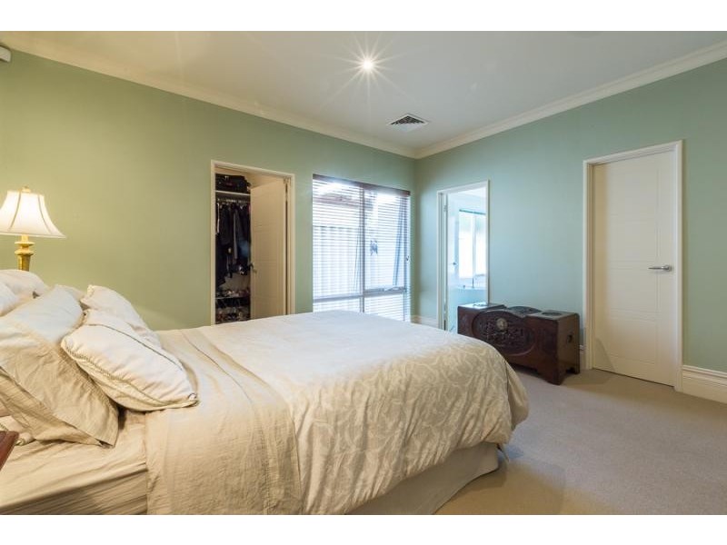 2 Griver Street, Cottesloe WA 6011