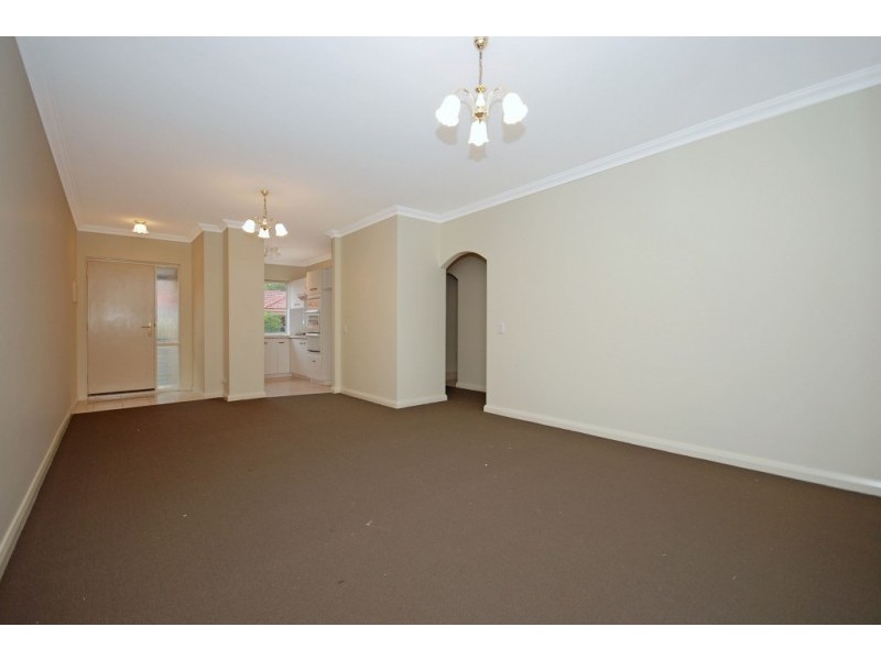 17/18 St Johns Wood Boulevard, Mount Claremont WA 6010