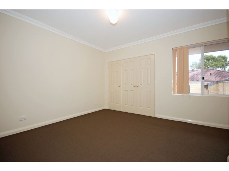 17/18 St Johns Wood Boulevard, Mount Claremont WA 6010