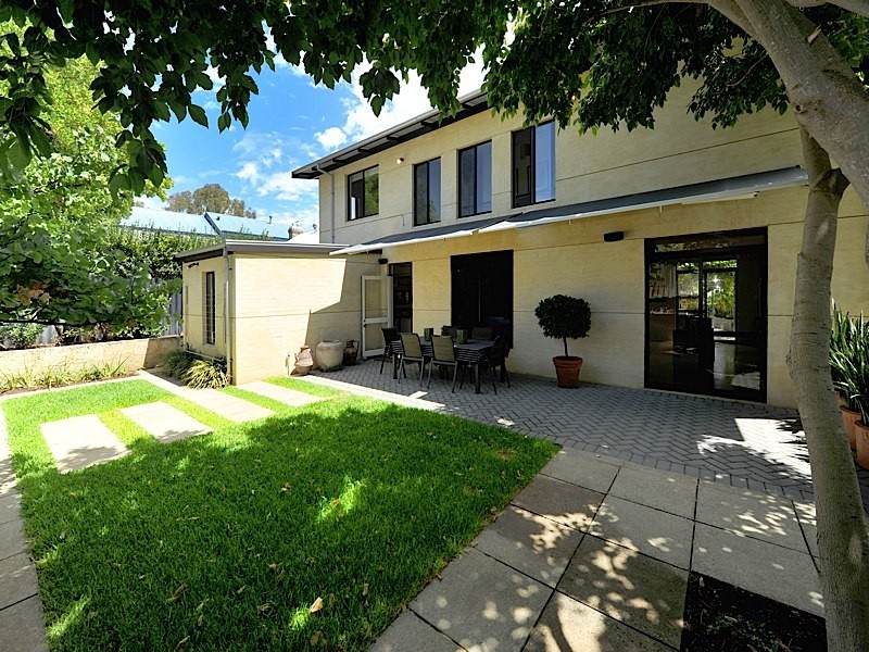 12 Brassey Street, Swanbourne WA 6010