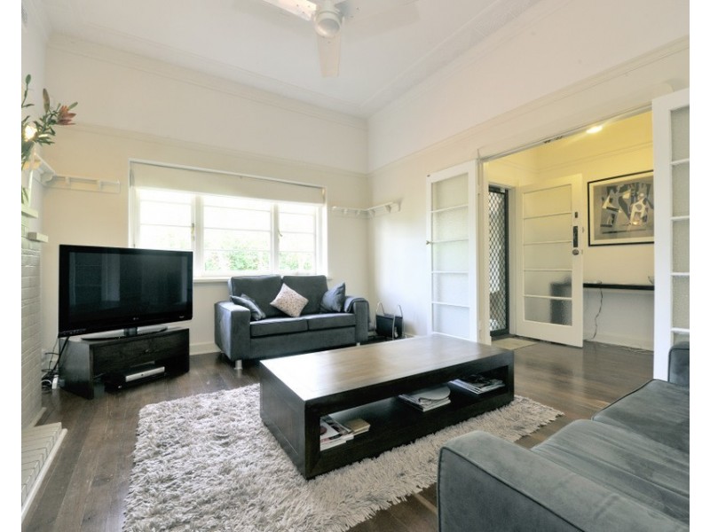 43 North St, Swanbourne WA 6010