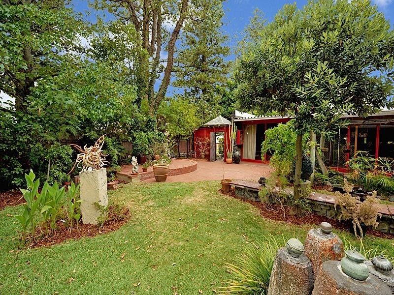 11 Haining Avenue, Cottesloe WA 6011