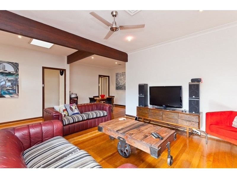 106 Rochdale Road, Mount Claremont WA 6010