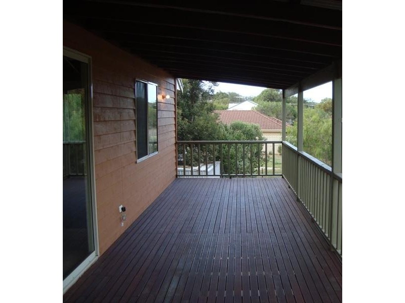 8 Swallow Cove, Dunsborough WA 6281