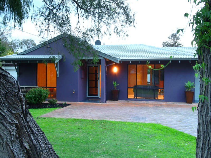 70 Gifford Road, Dunsborough WA 6281