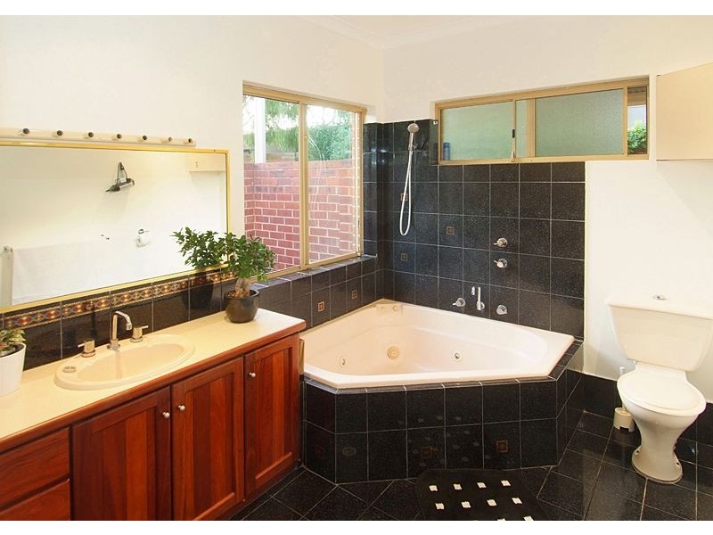 74A Gifford Road, Dunsborough WA 6281