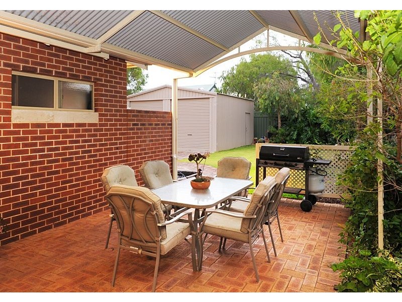 74A Gifford Road, Dunsborough WA 6281