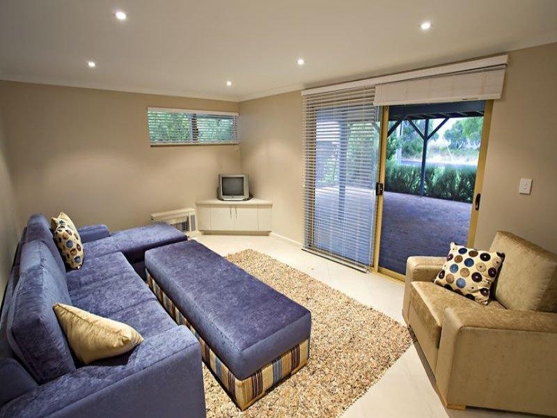 384 Geographe Bay Road, Quindalup WA 6281