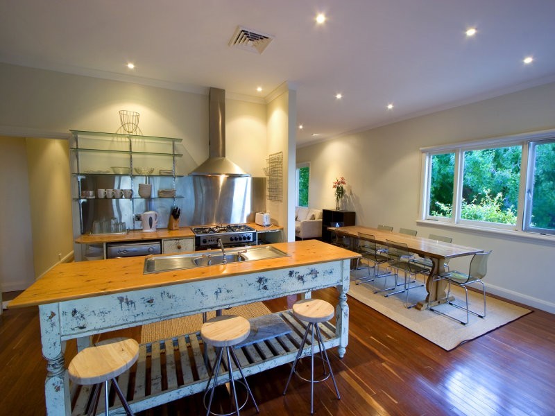 207 Geographe Bay Road, Dunsborough WA 6281