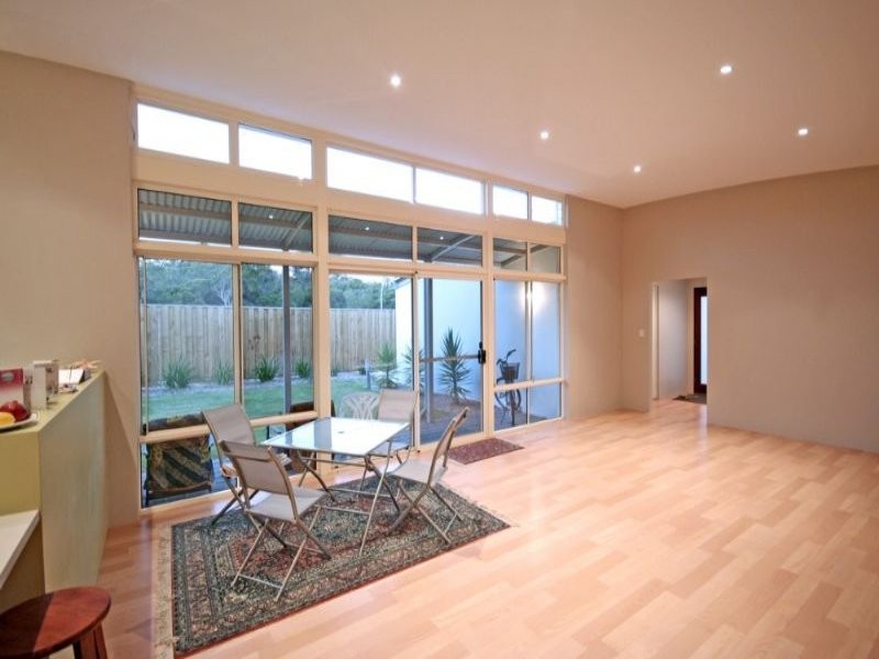 25 Gibson Drive, Dunsborough WA 6281