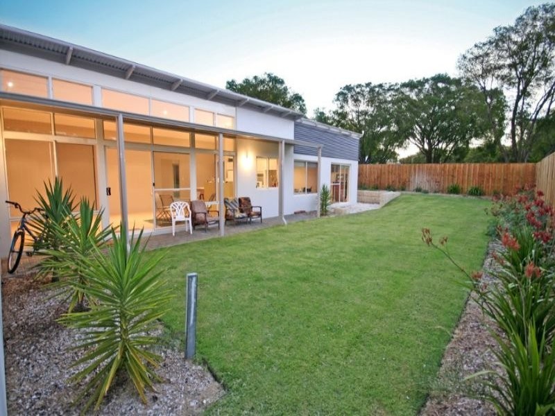 25 Gibson Drive, Dunsborough WA 6281