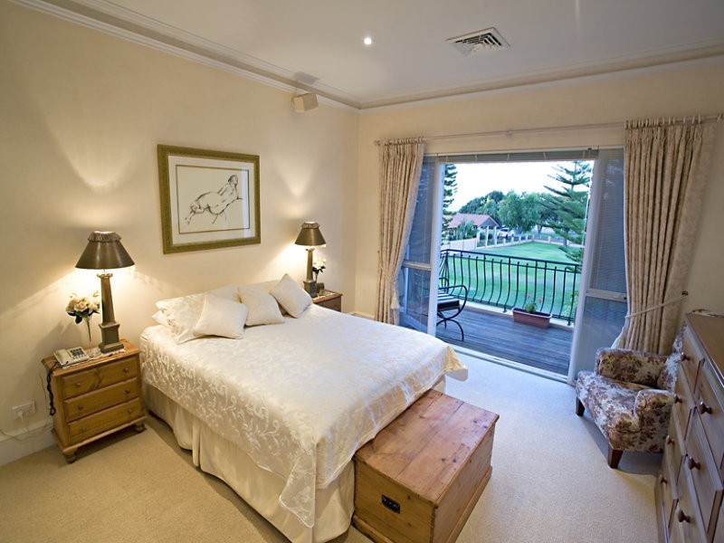 604 Caves Road, Marybrook WA 6280