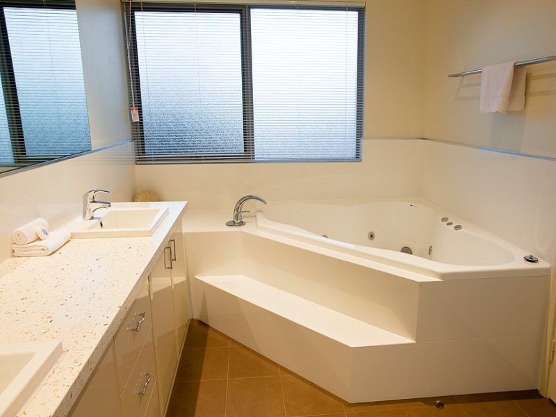 15B/77 Gifford Road, Regency Beach Club, Dunsborough WA 6281