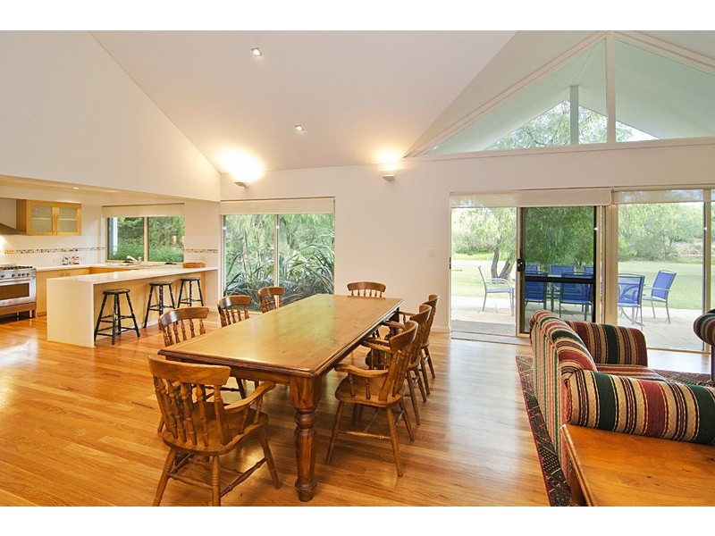 10 Lagoona Place, Quindalup WA 6281