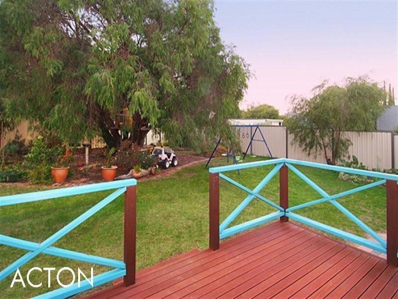 17 Schooner Crescent, Dunsborough WA 6281