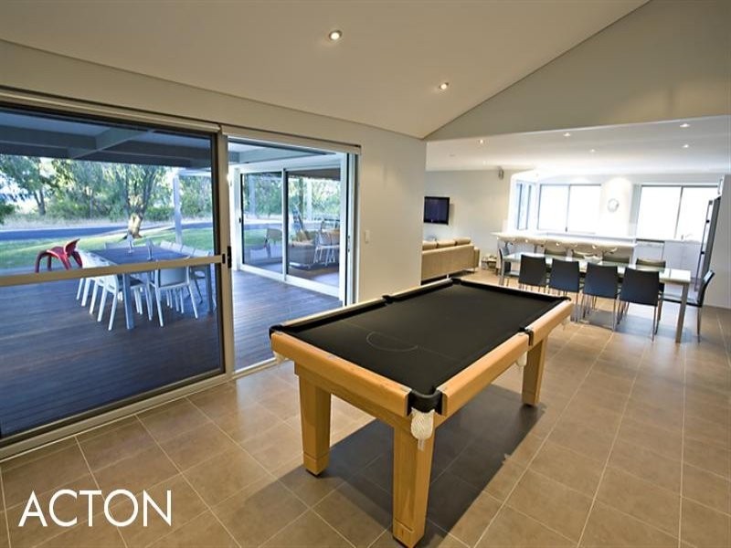 452 Geographe Bay Road, Dunsborough WA 6281