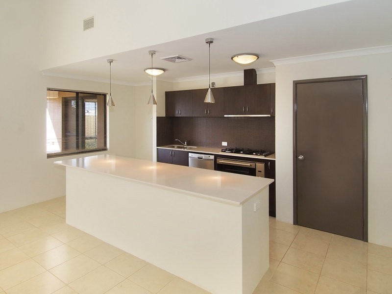 27 Indooroopilly Crescent, Dunsborough WA 6281