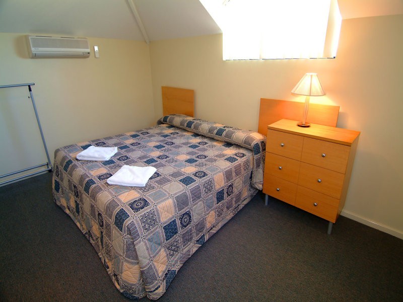 18/19 Earnshaw Road, West Busselton WA 6280