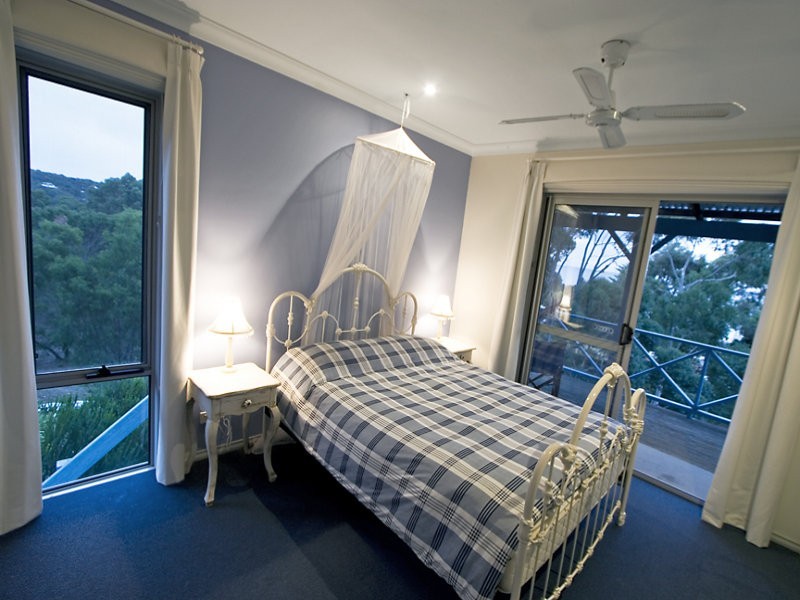 9 Gypsy Street, Eagle Bay WA 6281