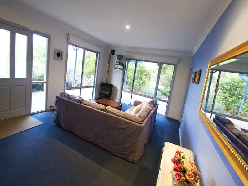 9 Gypsy Street, Eagle Bay WA 6281