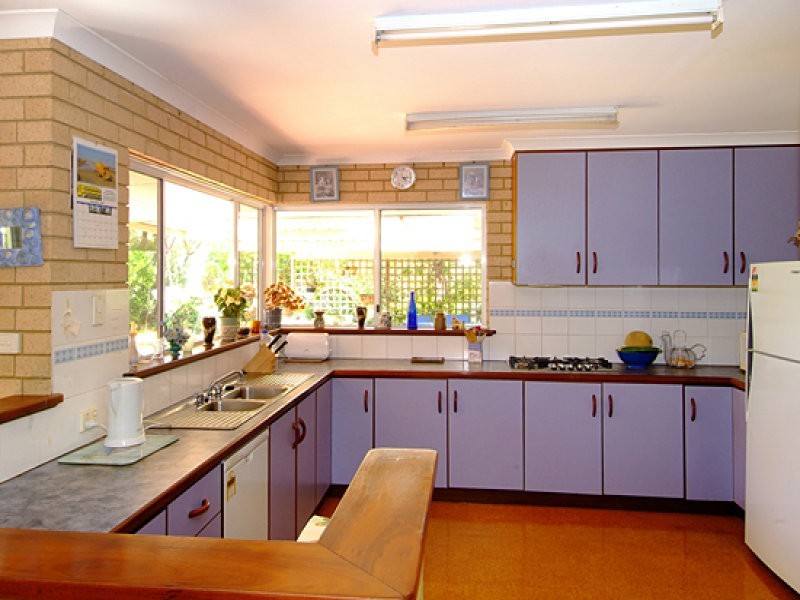 1124 Caves Road, Quindalup WA 6281